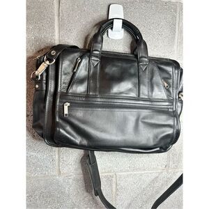Heritage Leather Crossbody Messenger Bag Black